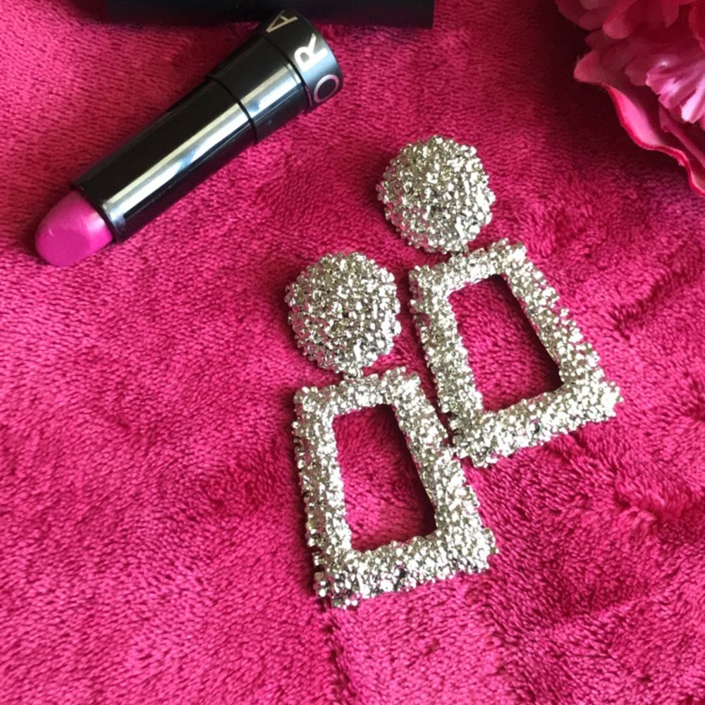 Glamorous Drop Earrings